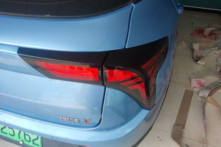 Used NETA V 2021 Standard Range Entertainment Version – Upgraded Model Right Rear Taillight