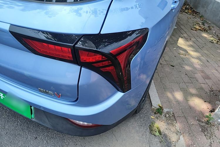 Used NETA V 2021 Long-Range Entertainment Edition Upgrade Model Right Rear Taillight
