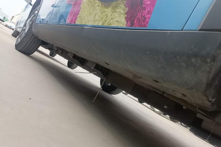 Used NETA V 2021 Standard Range Entertainment Version – Upgraded Model Right Side Sill