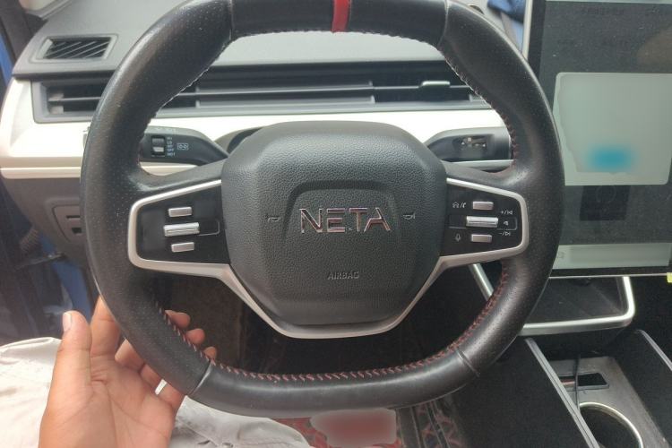 Used NETA V 2021 Long-Range Entertainment Edition Upgrade Model Steering Wheel