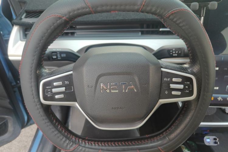 Used NETA V 2021 Long-Range Entertainment Edition Upgrade Model Steering Wheel