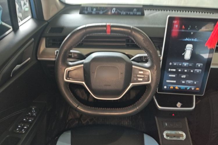 Used NETA V 2021 Standard Range Entertainment Version – Upgraded Model Steering Wheel