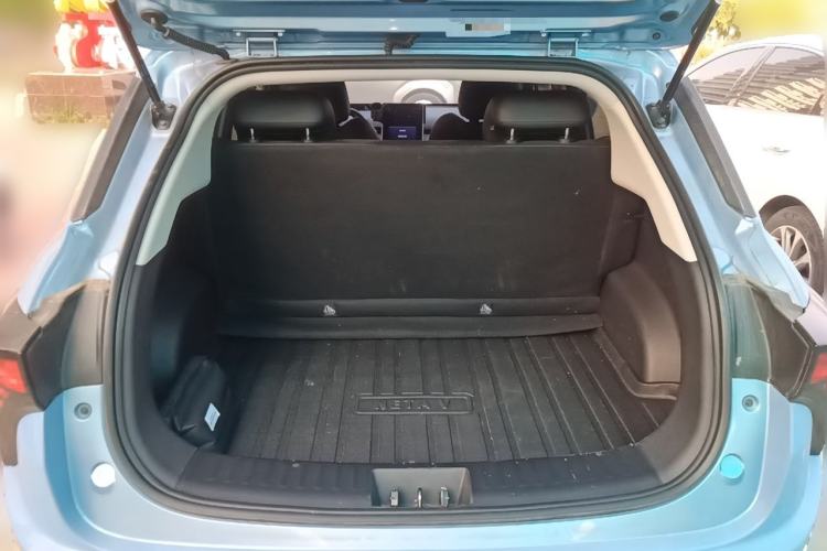 Used NETA V 2021 Long-Range Entertainment Edition Trunk