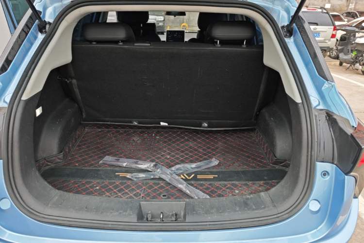 Used NETA V 2021 Long-Range Entertainment Edition Upgrade Model Trunk