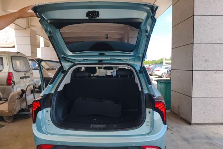 Used NETA V 2021 Long-Range Entertainment Edition Upgrade Model Trunk