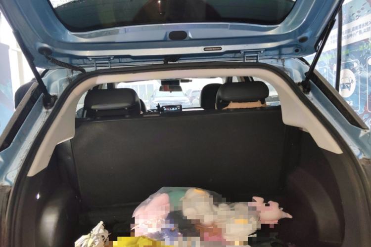 Used NETA V 2021 Standard Range Entertainment Version – Upgraded Model Trunk