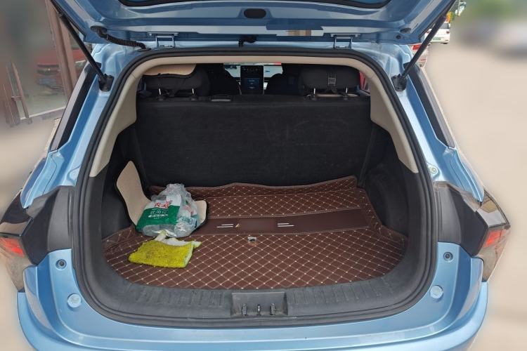 Used NETA V 2021 Standard Range Entertainment Version – Upgraded Model Trunk