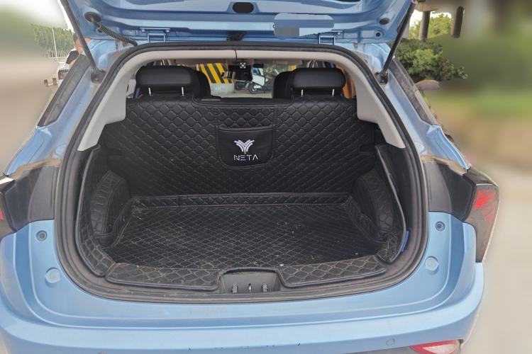 Used NETA V 2021 Long-Range Entertainment Edition Upgrade Model Trunk