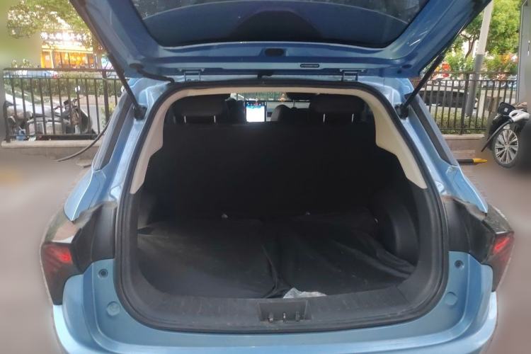Used NETA V 2021 Long-Range Entertainment Edition Upgrade Model Trunk