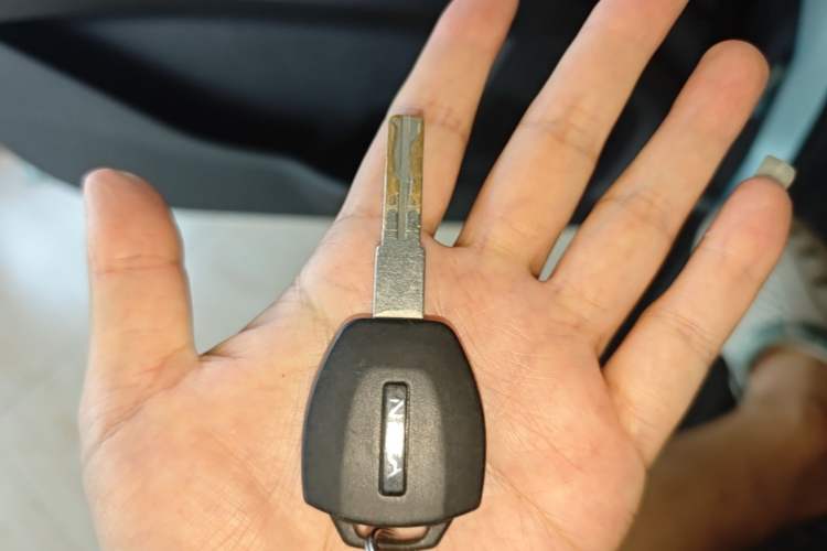 Used NETA V 2021 Standard Range Entertainment Version – Upgraded Model Vehicle Key