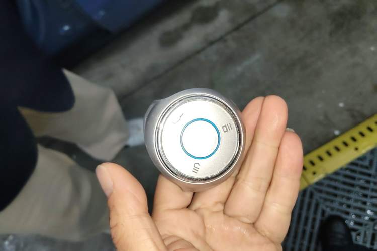 Used NETA V 2021 Standard Range Entertainment Version – Upgraded Model Vehicle Key