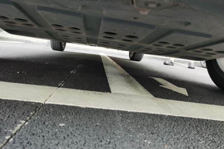 Used NETA V 2021 Witch Edition Chassis Front