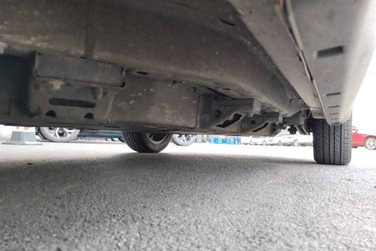 Used NETA V 2021 Long-Range Industry Custom Edition Chassis Front Left