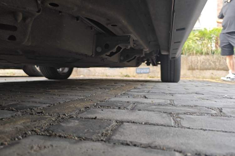 Used NETA V 2021 Witch Edition Chassis Front Left