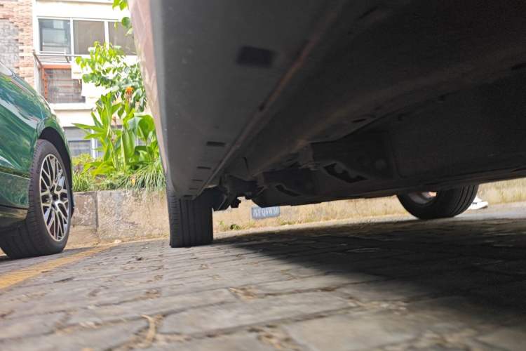 Used NETA V 2021 Witch Edition Chassis Front Right