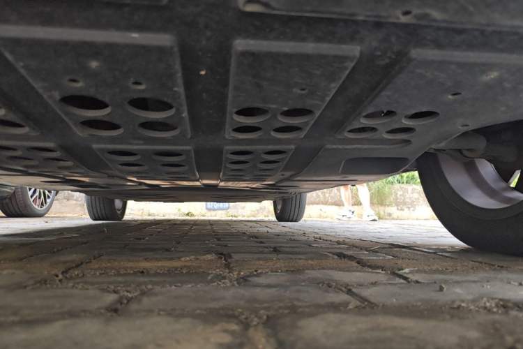 Used NETA V 2021 Witch Edition Chassis Front