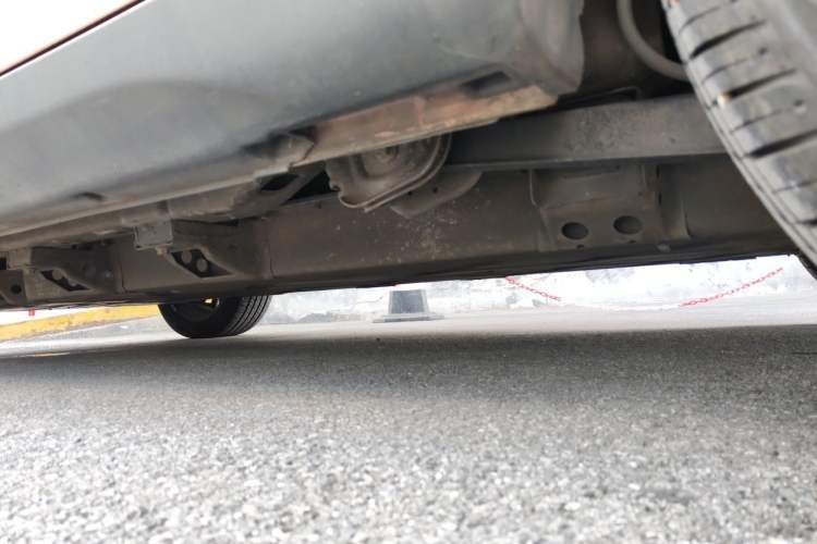 Used NETA V 2021 Long-Range Industry Custom Edition Chassis Rear Left