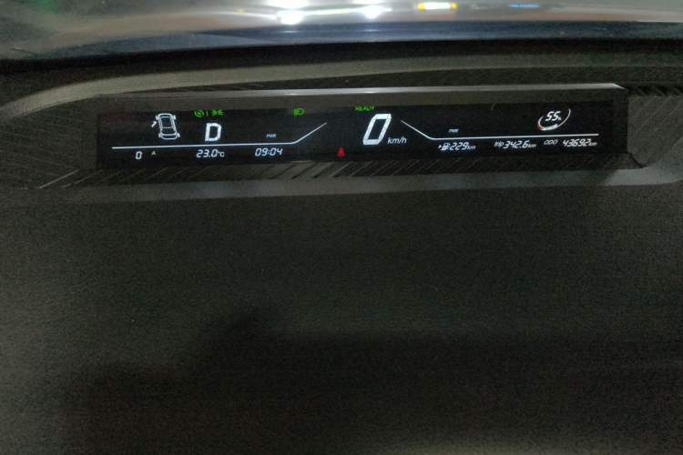 Used NETA V 2021 Long-Range Entertainment Edition Upgrade Model Instrument Cluster