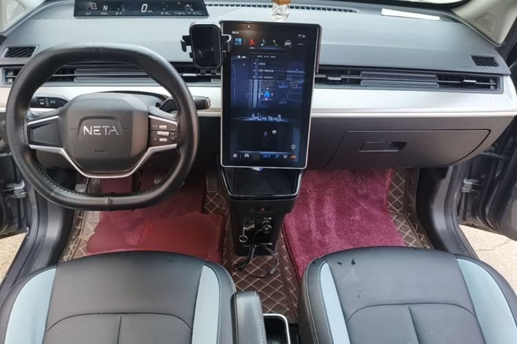 Used NETA V 2021 Standard Range Entertainment Edition Center Console