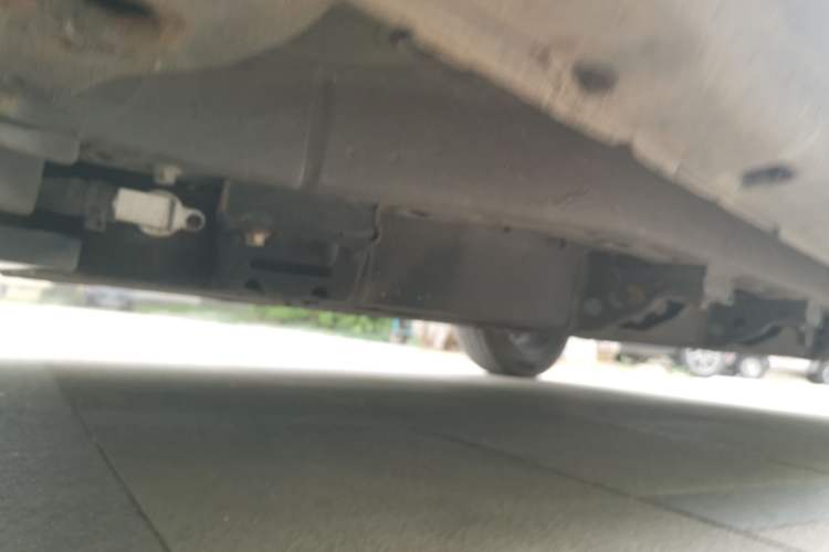 Used NETA V 2021 Long-Range Entertainment Edition Upgrade Model Chassis Front Left