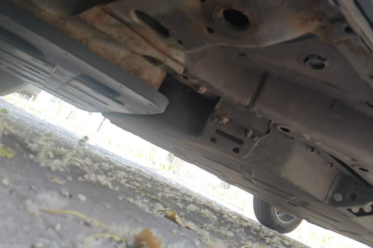 Used NETA V 2021 Standard Range Entertainment Version – Upgraded Model Chassis Front Left
