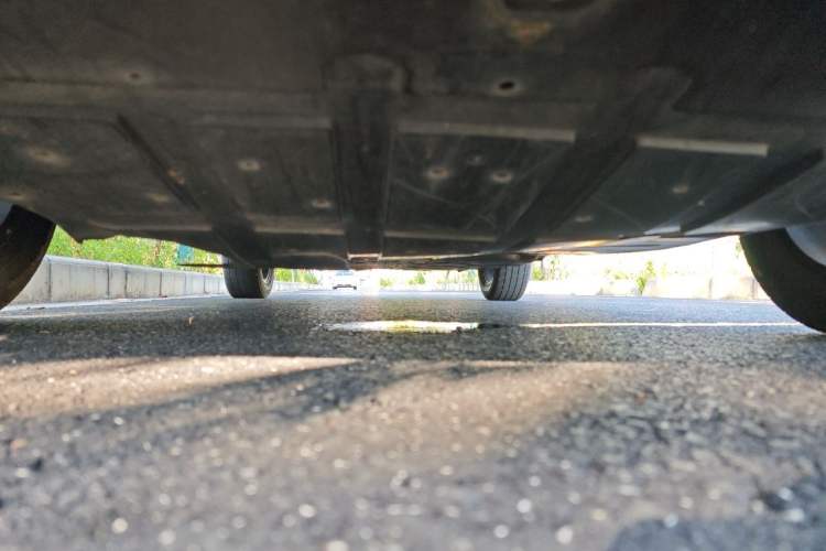 Used NETA V 2021 Long-Range Entertainment Edition Chassis Front