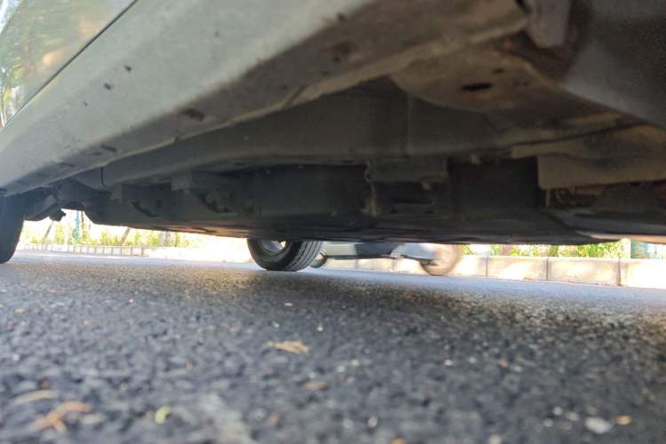 Used NETA V 2021 Long-Range Entertainment Edition Chassis Front Right