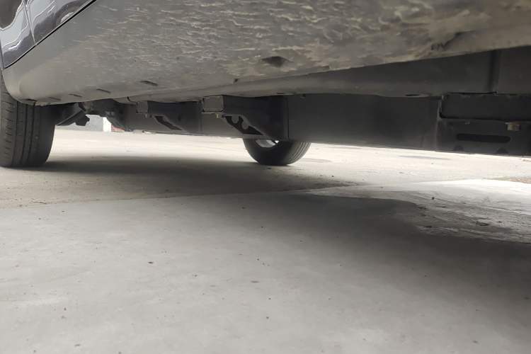 Used NETA V 2021 Standard Range Entertainment Edition Chassis Front Right