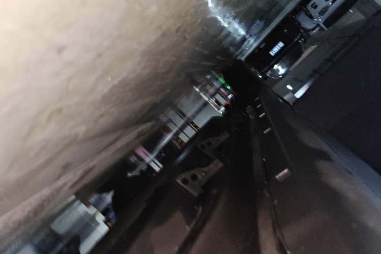 Used NETA V 2021 Long-Range Entertainment Edition Chassis Front Right