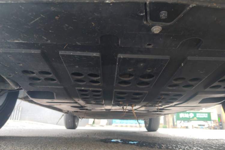 Used NETA V 2021 Standard Range Entertainment Version – Upgraded Model Chassis Front