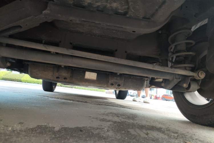 Used NETA V 2021 Long-Range Entertainment Edition Upgrade Model Chassis Rear