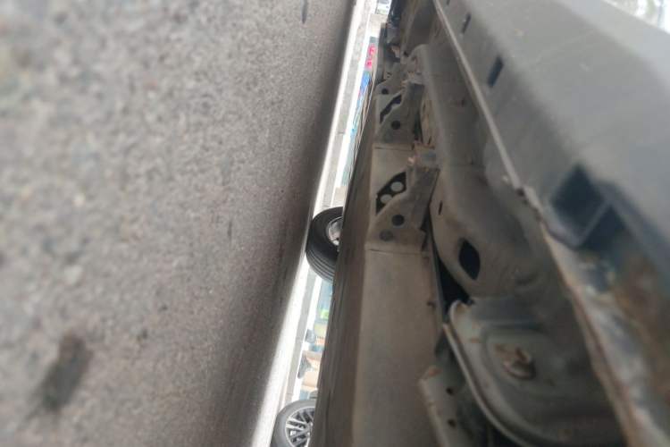 Used NETA V 2021 Long-Range Entertainment Edition Chassis Rear Left