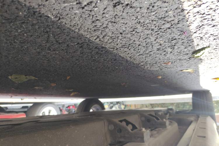 Used NETA V 2021 Standard Range Entertainment Version – Upgraded Model Chassis Rear Left