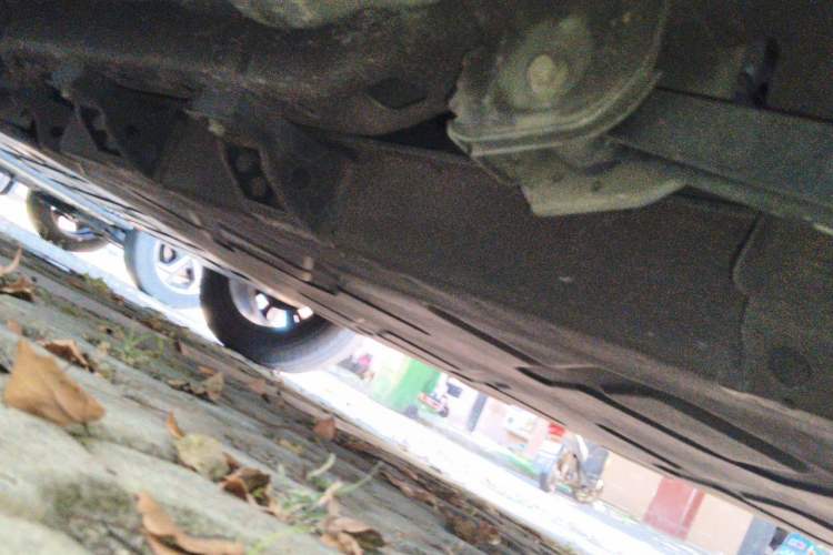 Used NETA V 2021 Standard Range Entertainment Version – Upgraded Model Chassis Rear Left