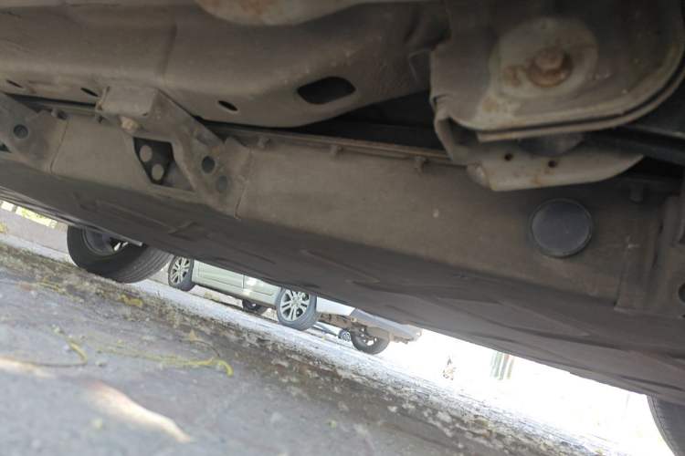 Used NETA V 2021 Standard Range Entertainment Version – Upgraded Model Chassis Rear Left