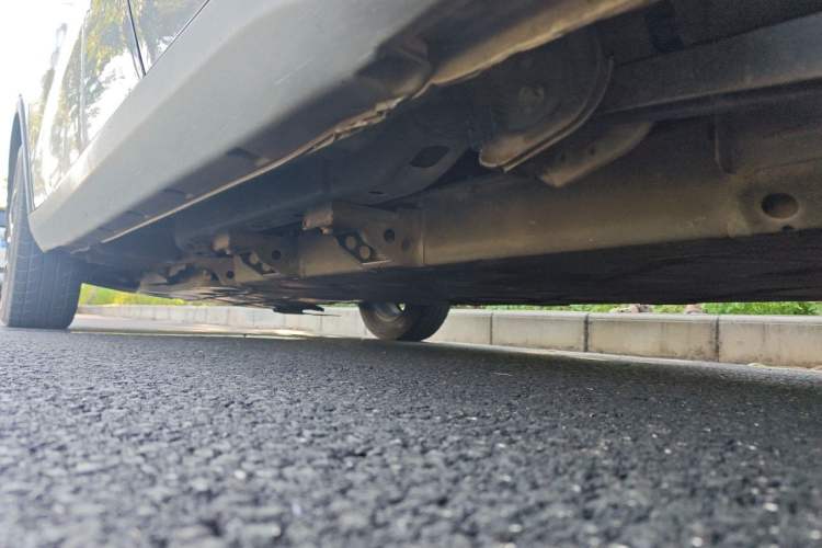 Used NETA V 2021 Long-Range Entertainment Edition Chassis Rear Left