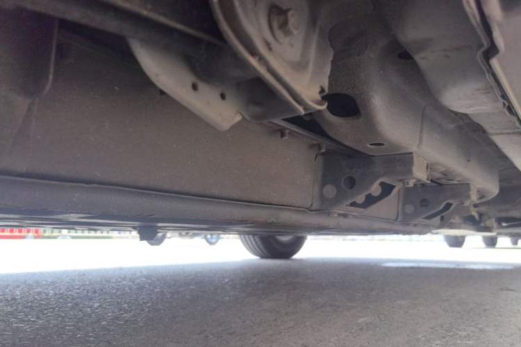 Used NETA V 2021 Long-Range Entertainment Edition Upgrade Model Chassis Rear Right