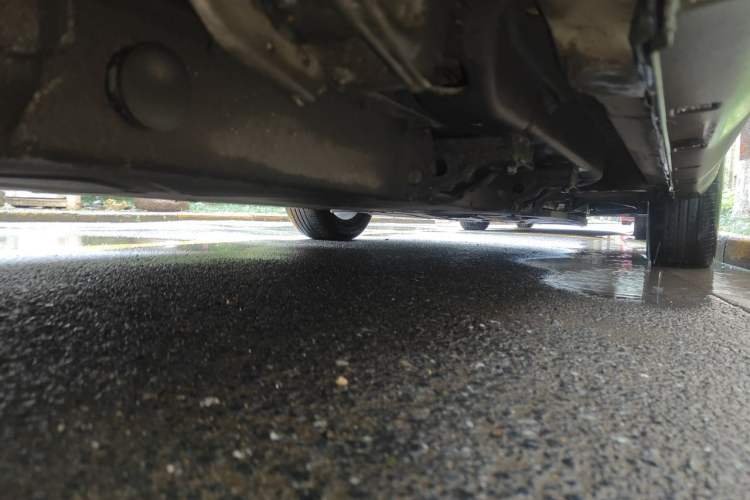 Used NETA V 2021 Long-Range Entertainment Edition Upgrade Model Chassis Rear Right