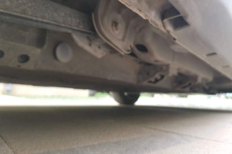 Used NETA V 2021 Long-Range Entertainment Edition Upgrade Model Chassis Rear Right