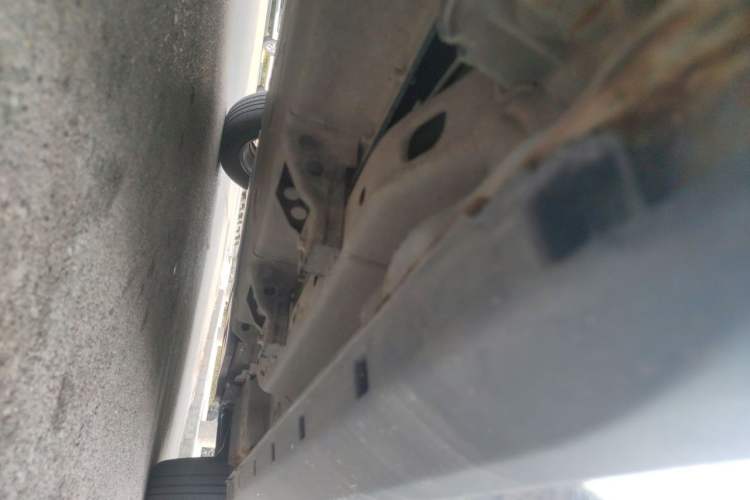Used NETA V 2021 Long-Range Entertainment Edition Chassis Rear Right
