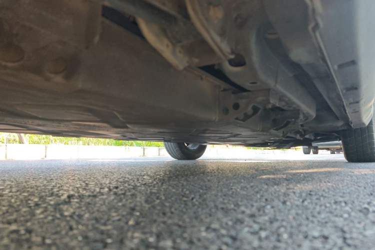 Used NETA V 2021 Long-Range Entertainment Edition Chassis Rear Right