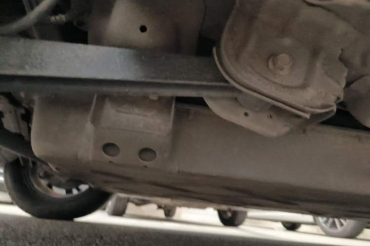 Used NETA V 2021 Long-Range Entertainment Edition Upgrade Model Chassis Rear Right