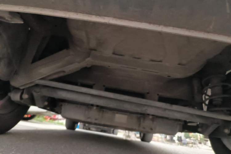 Used NETA V 2021 Long-Range Entertainment Edition Upgrade Model Chassis Rear