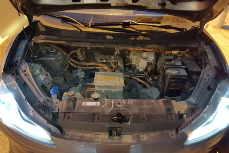 Used NETA V 2021 Standard Range Entertainment Edition Engine Bay