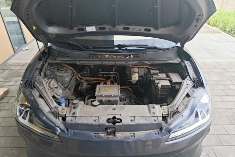 Used NETA V 2021 Standard Range Entertainment Version – Upgraded Model Engine Bay