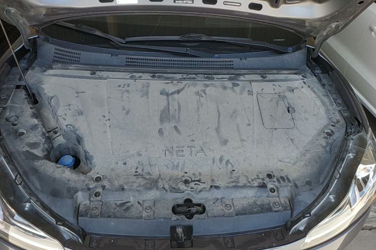 Used NETA V 2021 Standard Range Entertainment Version – Upgraded Model Engine Bay