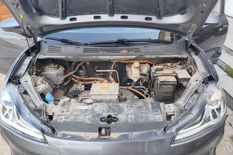 Used NETA V 2021 Standard Range Entertainment Edition Engine Bay