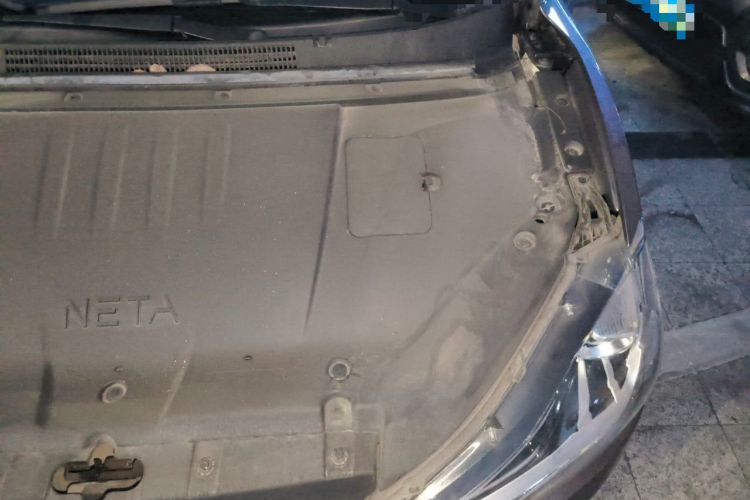 Used NETA V 2021 Long-Range Entertainment Edition Upgrade Model Engine Bay Left