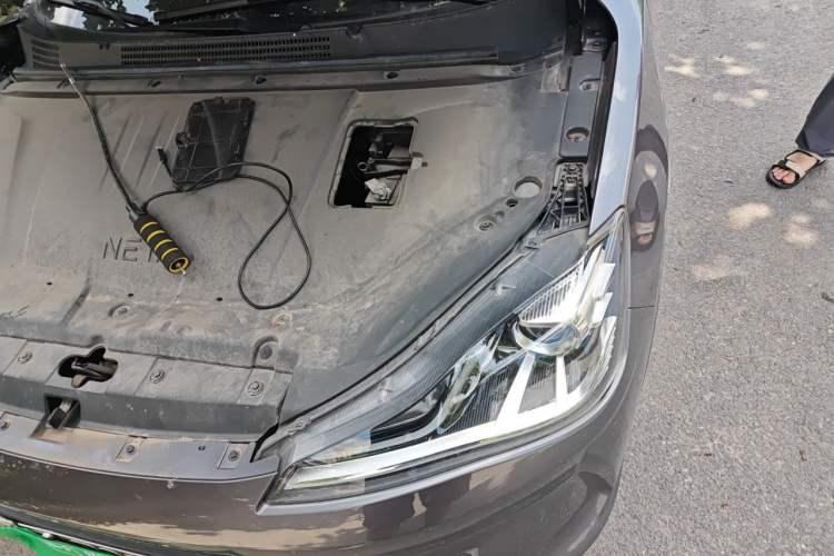 Used NETA V 2021 Standard Range Entertainment Version – Upgraded Model Engine Bay Left