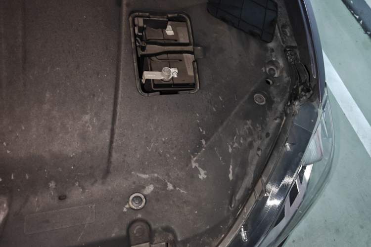 Used NETA V 2021 Long-Range Entertainment Edition Engine Bay Left
